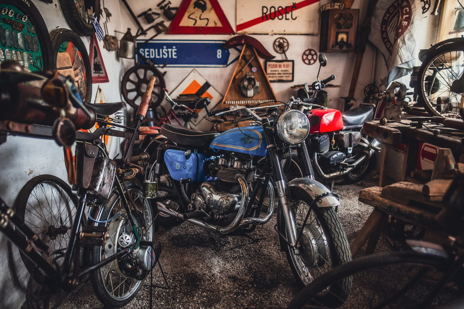 Muzeum Motorvych Kol Horní Radouň