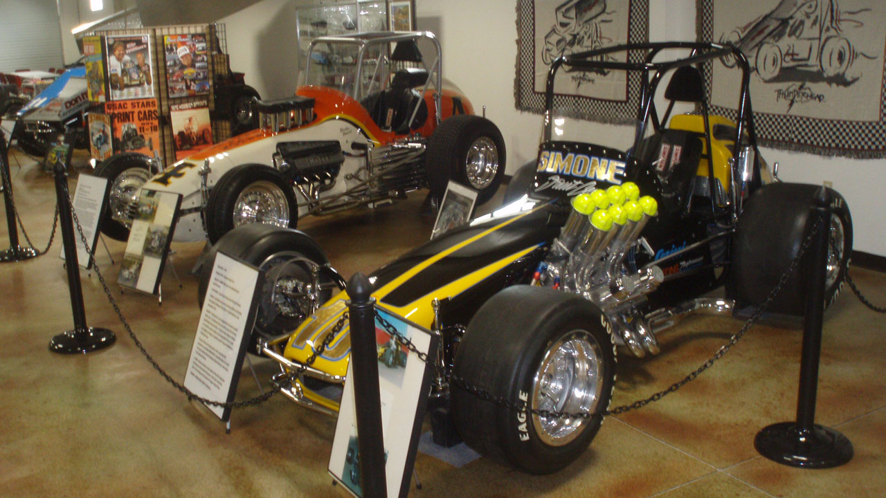 Estrella Warbirds and Automobile Museum